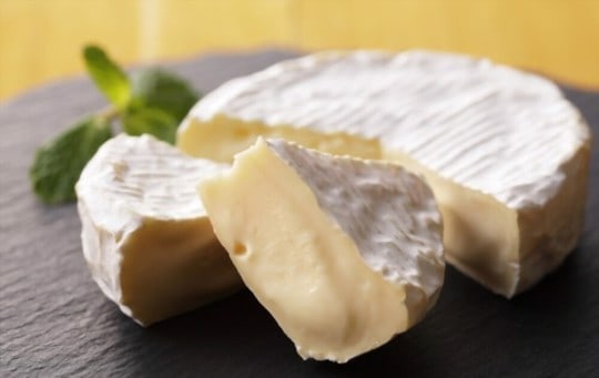The 5 Best Substitutes for Camembert Cheese