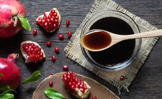 The 5 Best Substitutes for Pomegranate