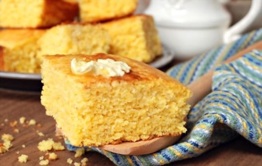What to Serve with Cornbread? 7 BEST Side Dishes