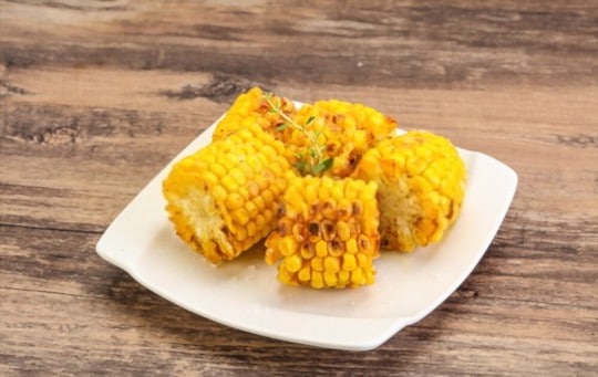 What to Serve with Corn on the Cob? 7 BEST Side Dishes
