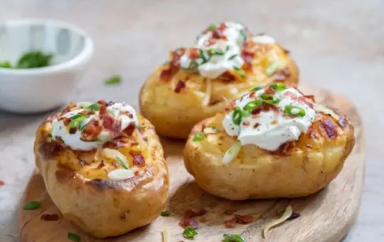 baked potatoes with sour cream