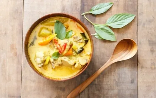 What to Serve with Thai Curry? 7 BEST Side Dishes