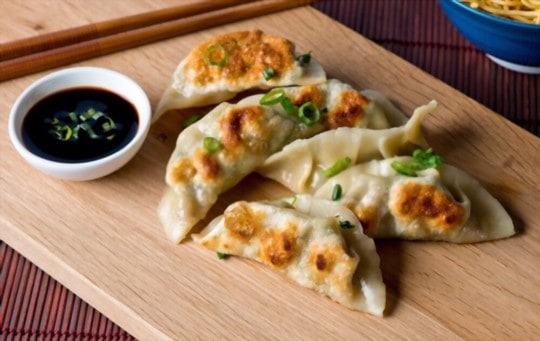 steamed or fried wontons