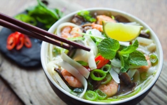 why consider serving side dishes with vietnamese pho