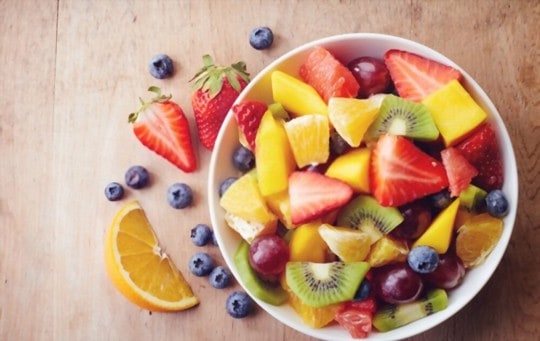 mixed fruit salad with sour cream