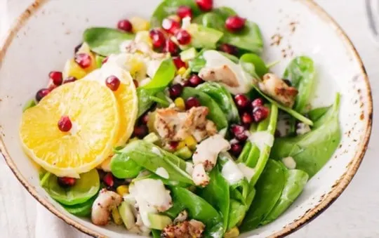 pomegranate and spinach salad