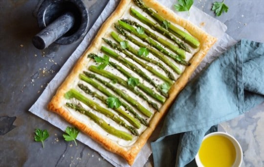 ricotta tarts and asparagus