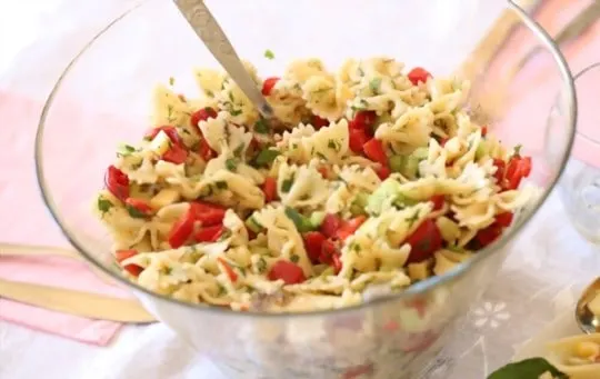 spicy pasta salad