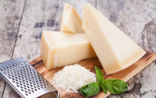 The 5 Best Substitutes for Parmesan Cheese