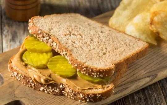 What Does Bread and Butter Pickles Taste Like? Does It Taste Good?
