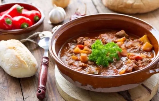 What to Serve with Hungarian Goulash? 7 BEST Side Dishes