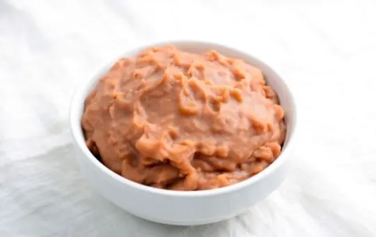 What to Serve with Refried Beans? 7 BEST Side Dishes