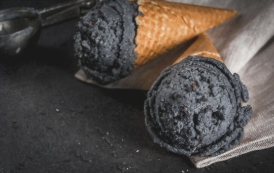what does black sesame ice cream taste like