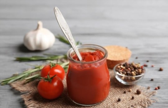 what is tomato paste