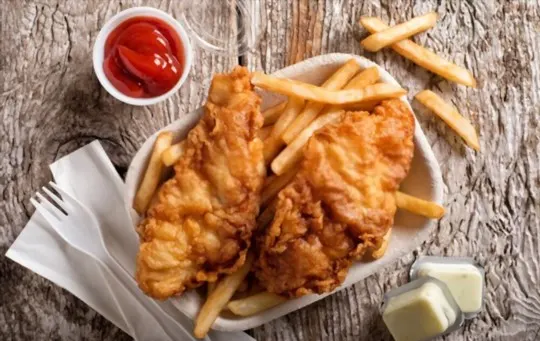 What to Serve with Beer Battered Fish? 7 BEST Side Dishes