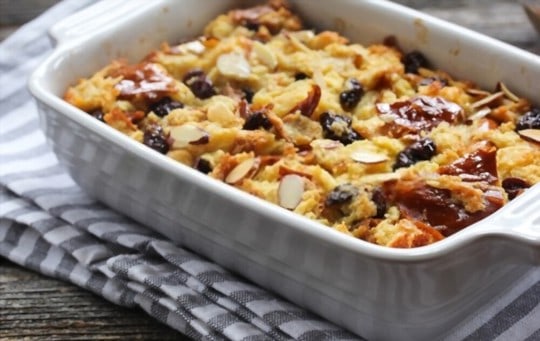 What to Serve with Bread Pudding? 7 BEST Side Dishes
