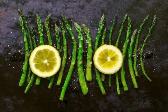 roasted asparagus with lemon