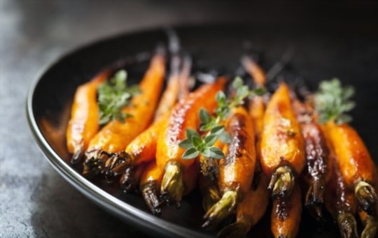 roasted carrots with herbs and parsnip