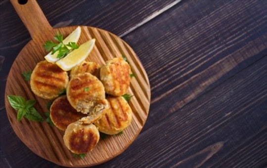 What to Serve with Tuna Patties? 7 BEST Side Dishes