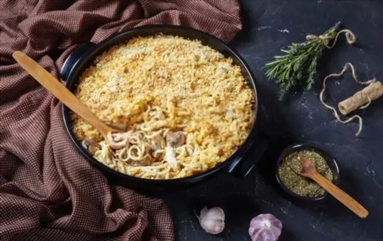 What to Serve with Turkey Tetrazzini? 7 BEST Side Dishes