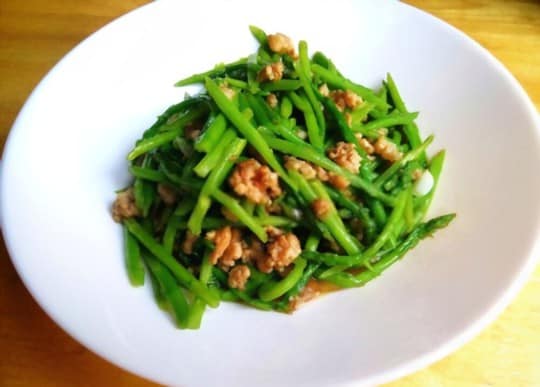 easy stirfried asparagus