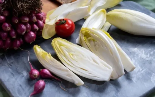 how to prepare and cook endives