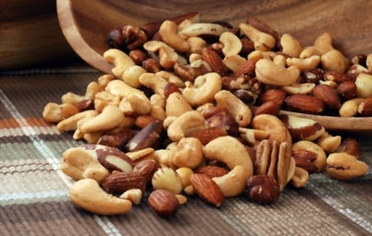 roasted mixed nuts