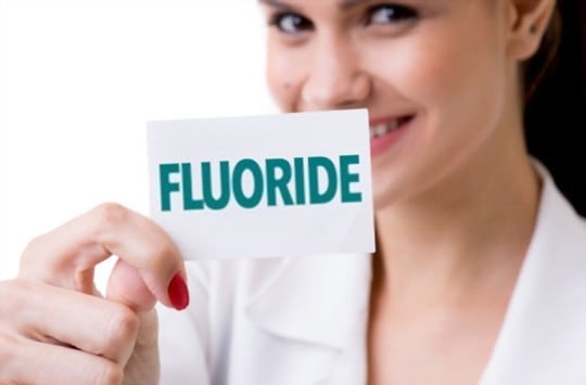 what does fluoride taste like