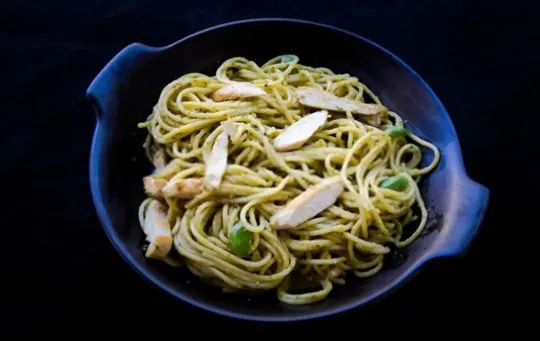 What to Serve with Chicken Pesto Pasta? 7 BEST Side Dishes