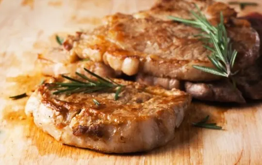 What to Serve with Pork Chops? 7 BEST Side Dishes