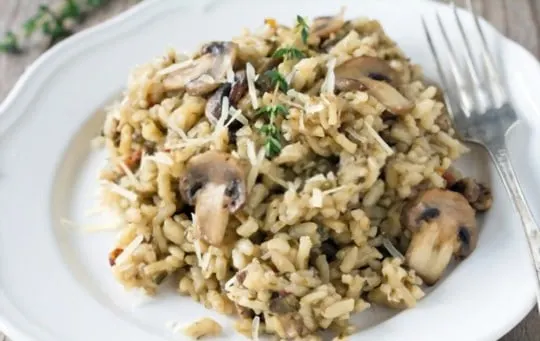 brown rice with mushrooms