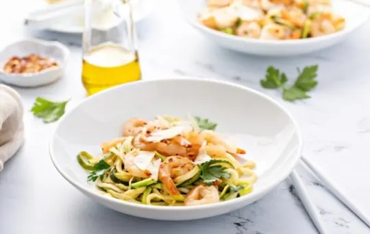 lemon flavored zoodles or zucchini pasta