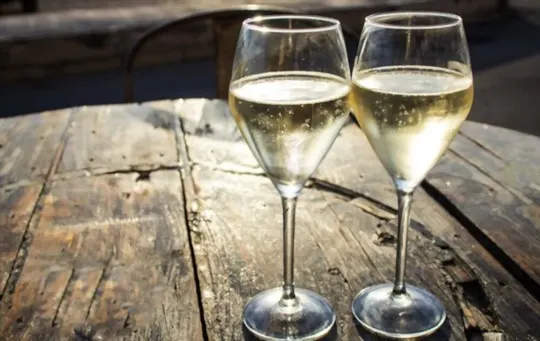 The 5 Best Substitutes for Prosecco