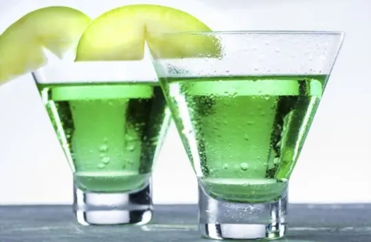 The 5 Best Substitutes for Midori Liqueur in Cocktails