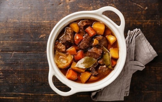 The 5 Best Substitutes for Red Wine in Beef Stew