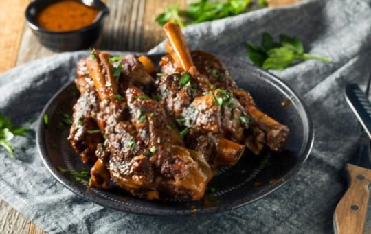 What to Serve with Lamb Shanks? 10 BEST Side Dishes