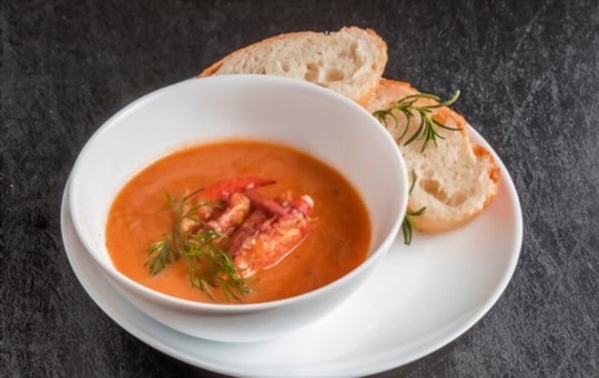 What to Serve with Lobster Bisque? 10 Side Dishes to Try