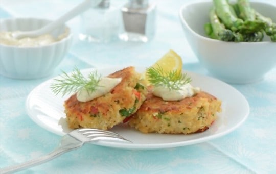 The 5 Best Substitutes for Mayo in Crab Cakes