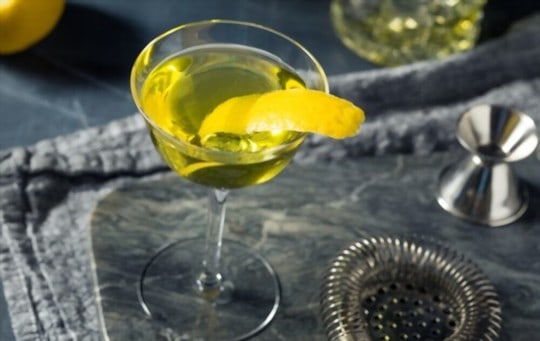 The 5 Best Substitutes for Yellow Chartreuse