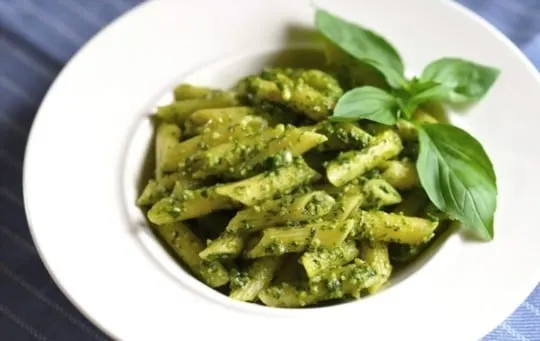 10 Cheeses That Go Well with Pesto Pasta