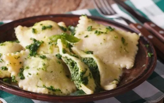 The 12 BEST Sauces for Spinach and Ricotta Ravioli