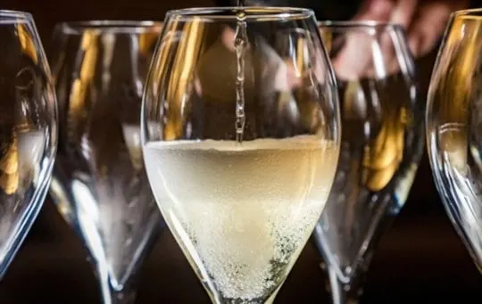 What Does Prosecco Taste Like? Does it Taste Good?