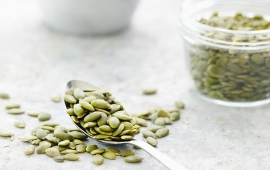 Pepitas vs Sunflower Seeds: What's the Difference?