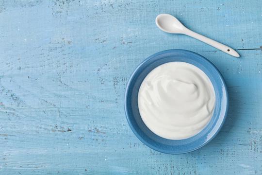 Labneh vs Greek Yogurt: What's the Difference?