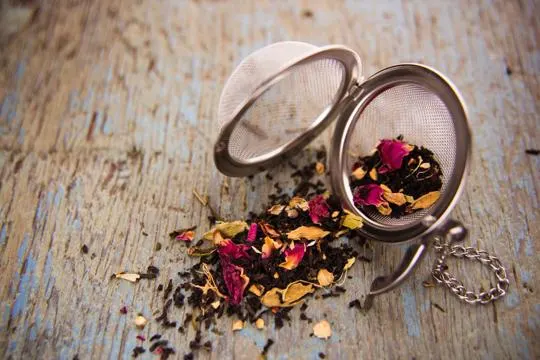 Tea Infuser vs Steeper: What's the Difference?