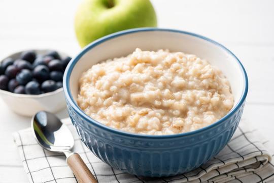 Grits vs Porridge: What's the Difference?