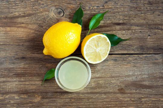 Lemon Zest vs Lemon Juice: What's the Difference?