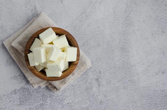 Ricotta Cheese vs Paneer Cheese: What's the Difference?